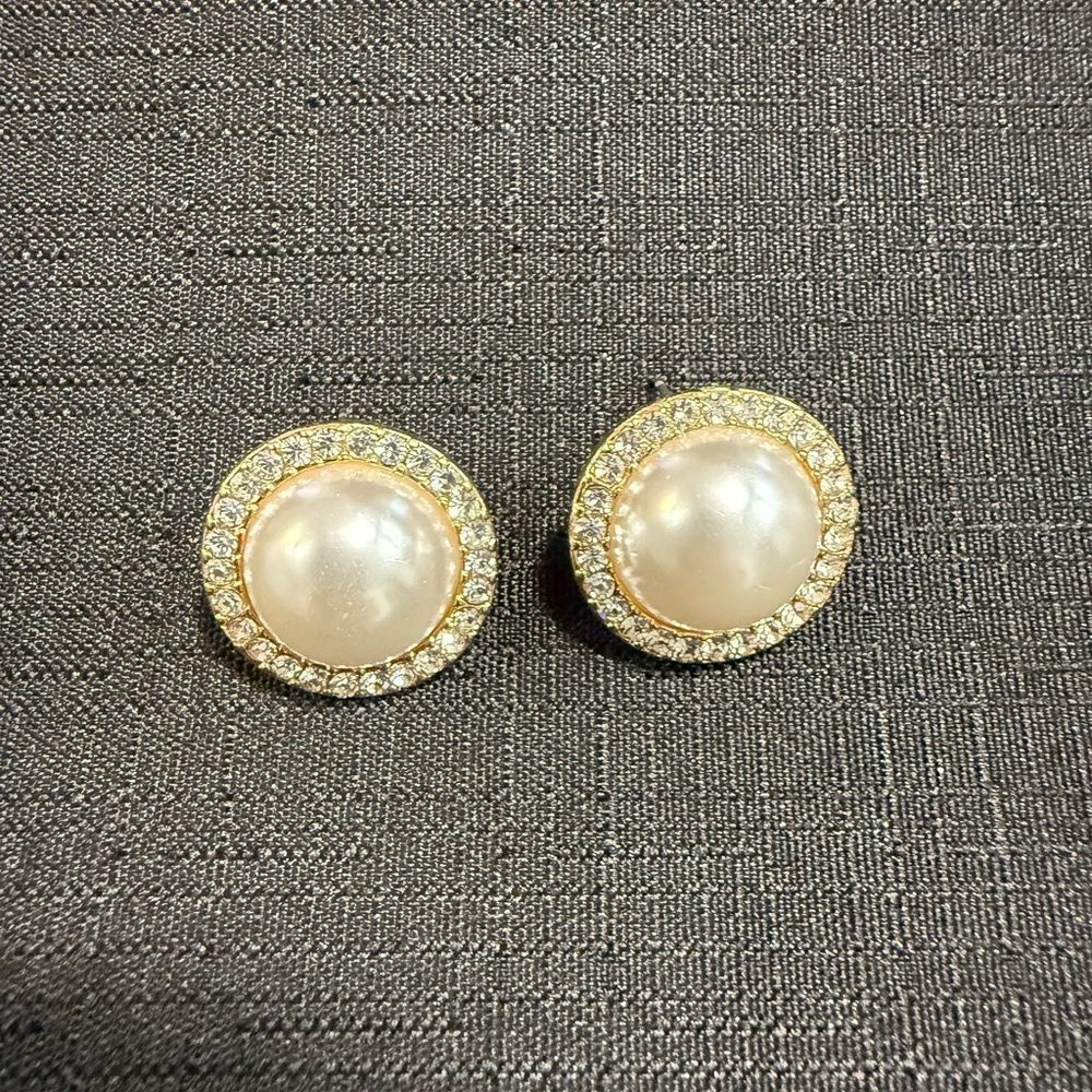 Nordstrom Pearl Stud Earrings